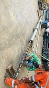 Fabricaciones de Componentes y accesorios de bandas trasnportadoras y transportadores de material